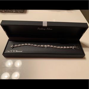 1/4ct T.W. Diamond Tennis Bracelet Sterling Silver